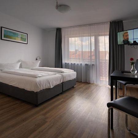 Hotel Gasthof Metzgerei Lamm - Benedikt Rueckel Гайзелвинд Екстериор снимка