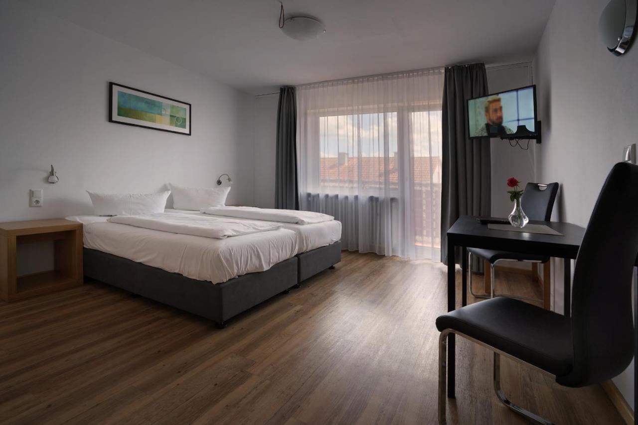 Hotel Gasthof Metzgerei Lamm - Benedikt Rueckel Гайзелвинд Екстериор снимка