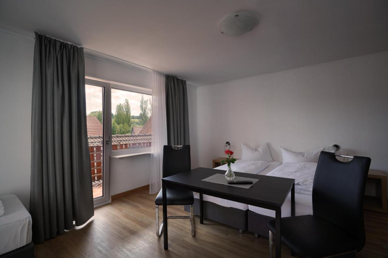 Hotel Gasthof Metzgerei Lamm - Benedikt Rueckel Гайзелвинд Екстериор снимка